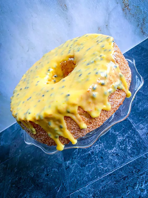 Angel Food Cake met Passievrucht-Lemon Curd
Angelfoodcake, Glutenvrije taart, Glutenvrije recepten,
Hoe maak je een angelfoodcake, passievrucht-lemoncurd, lemoncurd, hoe maak je lemoncurd, recept lemoncurd, lemoncurd met passievrucht,