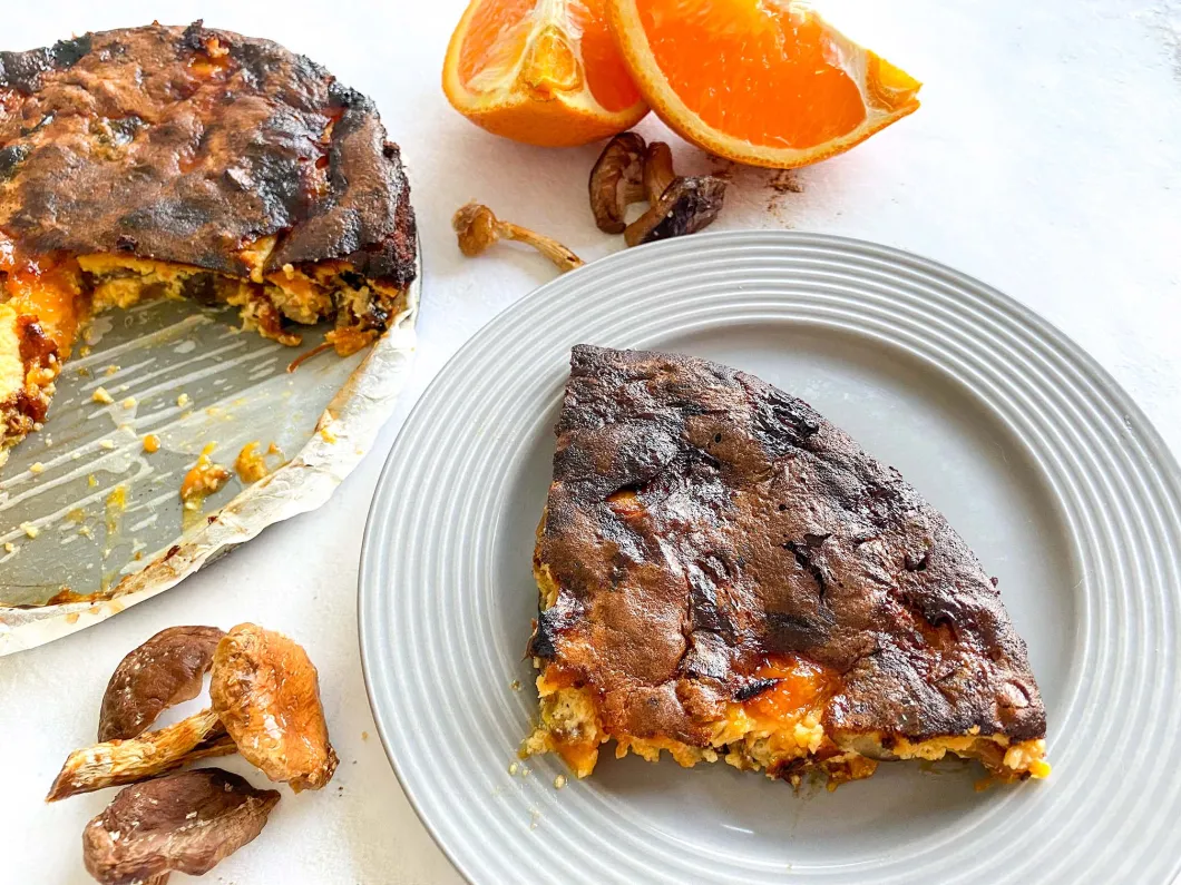 Flan abrikoos sinaasappel paddenstoelen, recept paddenstoelen, recept flan, glutenvrij dessert, paddenstoelen in zoet gerecht, paddenstoelen zoet recept, Kun je paddenstoelen ook in zoet gerecht eten, Zomers nagerecht, Exotische paddenstoelen, Zusto suikervanger, suikervervanger voor diabetici, dessert voor diabetici, taart met paddenstoelen, Oakfield paddenstoelen, Oakfield Champignons,