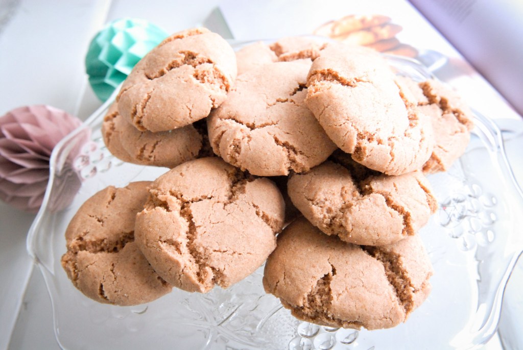 Recept gember-kaneel koekjes, Gember koekjes, Herfstkoekjes, Kerstkoekjes, Glutenvrije koekjes, Recept glutenvrije koekjes, Becky Excell, Hoe maak je alles glutenvrij, Zandkoekjes glutenvrij, Kaneelkoekjes,