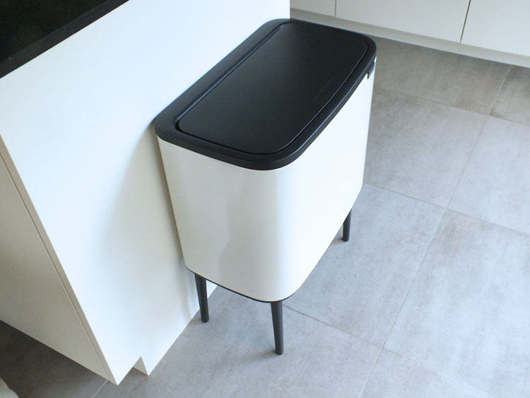 Biologisch afbreekbaar, Bo Touch Bin Brabantia, Brabantia Design, cradle to cradle certificering, Duurzaam, Duurzame afvalbak, Duurzame prullenbak, PerfectFit afvalzak, Review Brabantia Bo Bin,