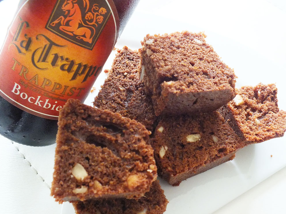 Recept brownies, Brownies recept, Brownies met noten, Brownie recept met bier, Taart met bier recept, Cake met bier recept, Bier in een recept gebruiken, Lekkerebrowniesbakken, Zelf brownies bakken, Brownies zelf maken,