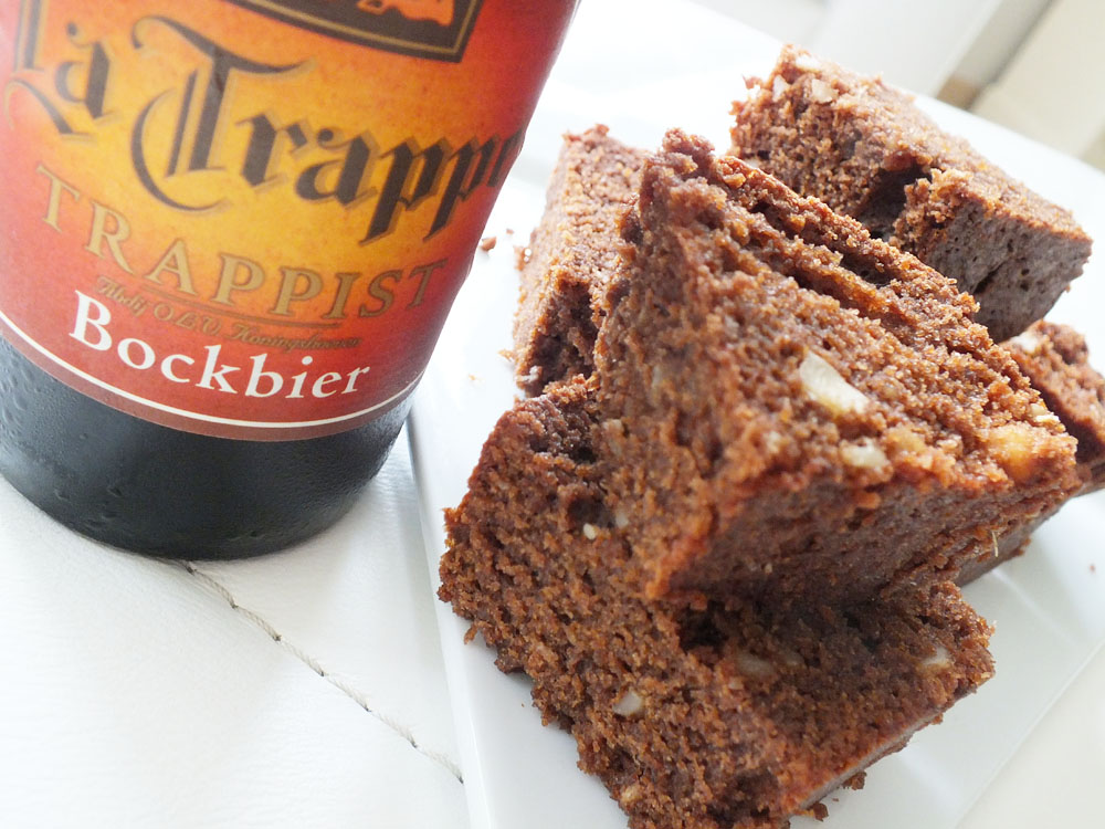 Recept brownies, Brownies recept, Brownies met noten, Brownie recept met bier, Taart met bier recept, Cake met bier recept, Bier in een recept gebruiken, Lekkerebrowniesbakken, Zelf brownies bakken, Brownies zelf maken,