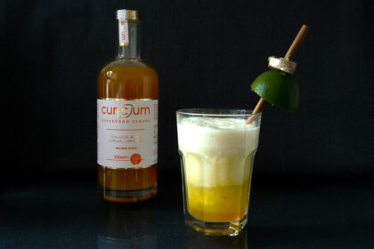 Alcoholvrije Cocktail, Gezonde mocktail, Lekker mocktail recept, Review Curcum siroop, Curcum Superfood Syrups, Mocktail Reviewm, Alcoholvrije Cocktail, Dry January, Virgin cocktail recept, Mocktail recept,