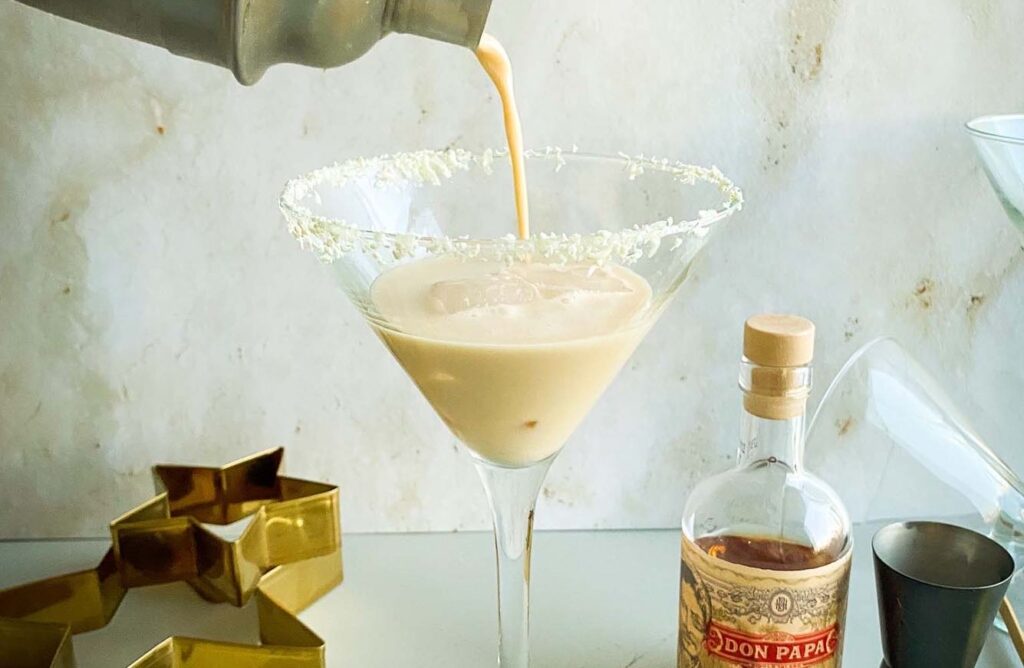 Don Papa Rum, Cocktail, Koffielikeur, Room, Recept, Cocktail recept, Tia Maria, Cocktail met rum, Cocktail met Don Papa, Cocktail met Tia Maria, Romige cocktail recepten,