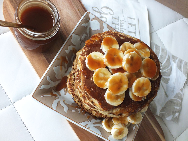 American Pancakes, Amerikaanse Pannenkoeken, How-to Pancakes recept, Stapel pannenkoeken, Zelf American pancakes maken,