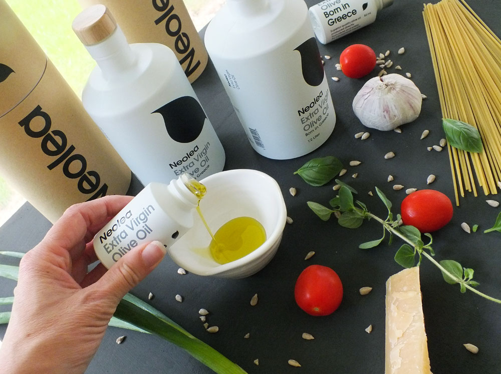 Pasta pesto, Recept verse pesto, Vegetarisch recept, Vegetarische pasta, Zelf pesto maken, Goede olijfolie kopen, Extra Virgin Olijf olie,