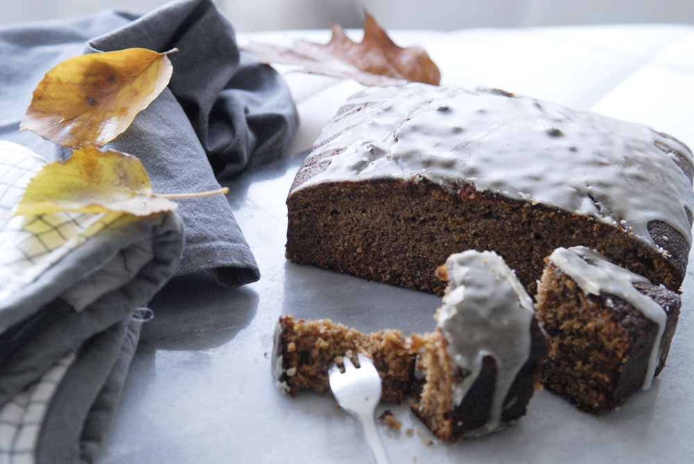 Cake recept, Citroenglazuur, Honingkoek, Kerstcake, Kerstrecept, Recept gingerbread cake, Recept peperkoek, Leuke herfstrecepten, Zelf peperkoek bakken,
