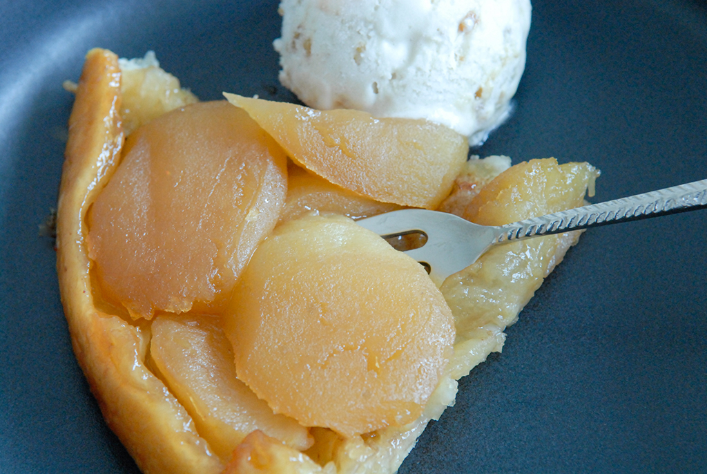 Hoe maak je een Tarte Tatin, Kerst dessert, Kerstrecept, Klassiek recept, Nagerecht kerst, Oorsprong Tarte Tatin, Recept Tarte Tatin, Taart voor de kerst, Tarte Tatin zelf maken, Welke appels Tarte Tatin, Traditionele Franse taart, Frans dessert,