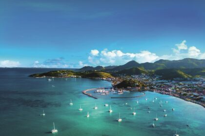 Avontuurlijke reizen, Bucketlist activiteiten, Bucketlist steden, De mooiste reisbestemmingen, Exclusieve reizen, French Caribbean, Hoikkaido Japan, Hoikkaido Pink Flower, Hoikkaido roze bloem, Lake Manyara National Park, Maya Bay, Must do reizen, Saint Martin foodfestival, Samoa Eilanden, Samoa Oceanië, St. Martin, The Beach Thailand, Ultieme reizen, Upolu Oceanië, Wat zijn de mooiste reizen, Welke landen op Bucketlist, Welke plaatsten moet je gezien hebben, Welke reis moet je gemaakt hebben, Zanzibar Afrika,