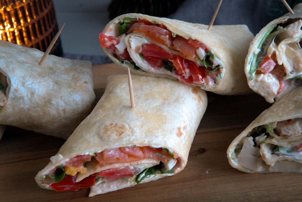 Gevulde wrap recepten, wrap met kip, koude wraps, wrap met zalm, wrap met bieten, wrap met feta, wrap met geitenkaas,